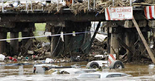 The Grantham disaster shows we should change the way floods are predicted, Professor Ed Blakely says. The Grantham disaster shows we should change the way floods are predicted, Professor Ed Blakely says.